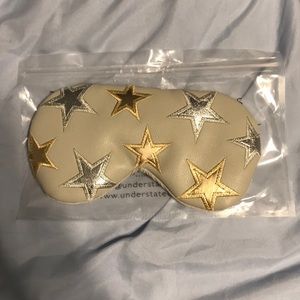 Weighted eye mask